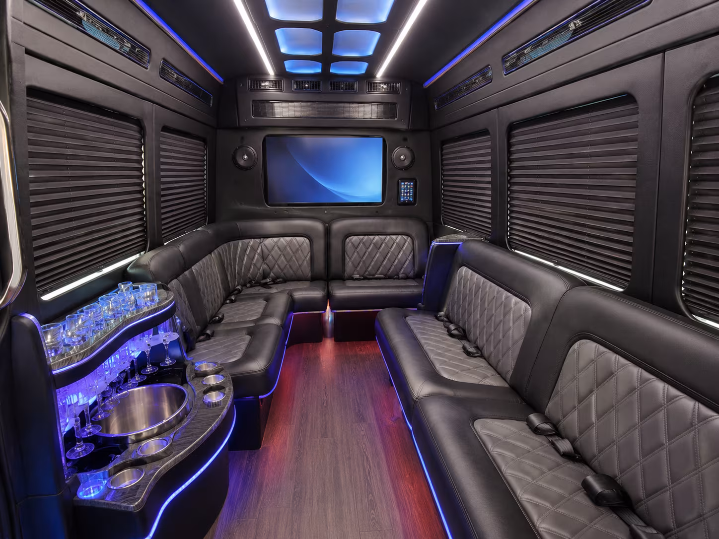 book the perfect ride for your next airport transfer 4