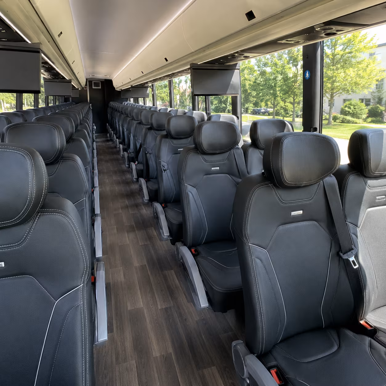 book the perfect ride for your next field trip 3