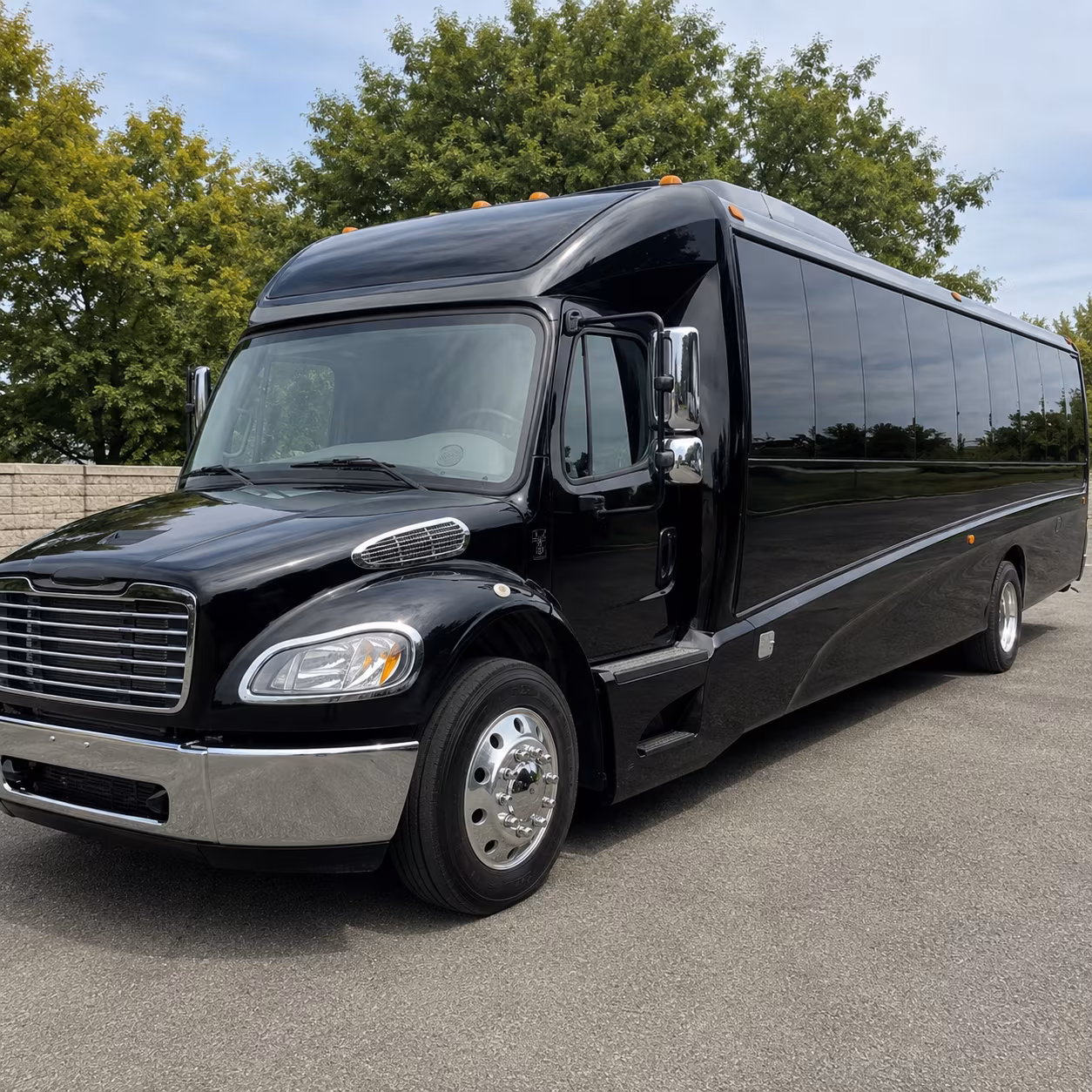 homestead 18 passenger minibus